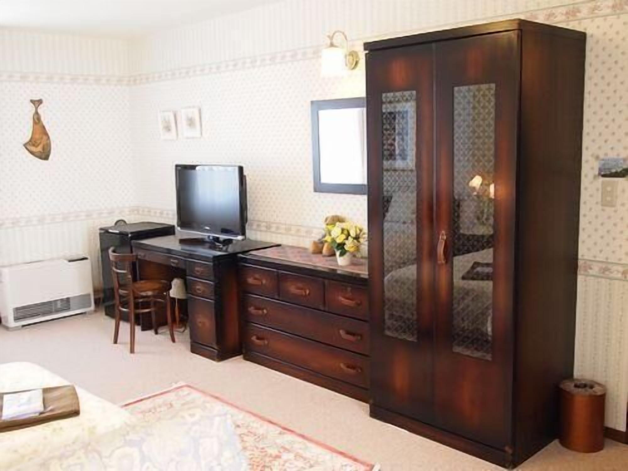 Petit Hotel Corinthian Rebun Екстериор снимка